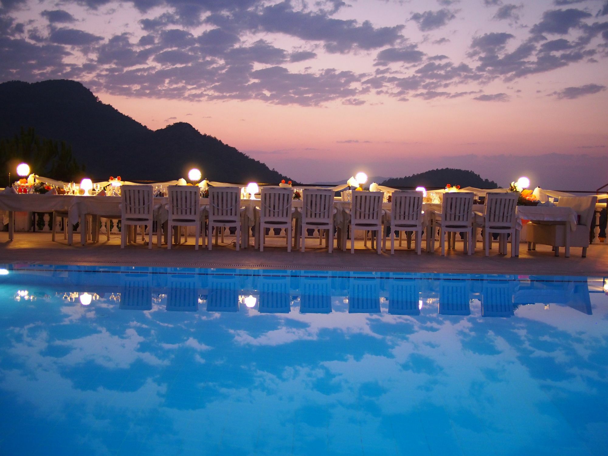 Ph Oeluedeniz Hotel ภายนอก รูปภาพ